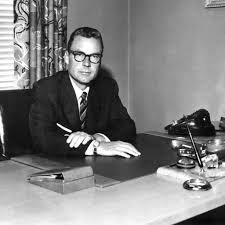 The Strangest Secret Of The World - Earl Nightingale